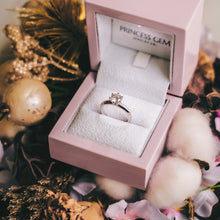 Load image into Gallery viewer, Solitaire Crown Cathedral 1 Carat Ring