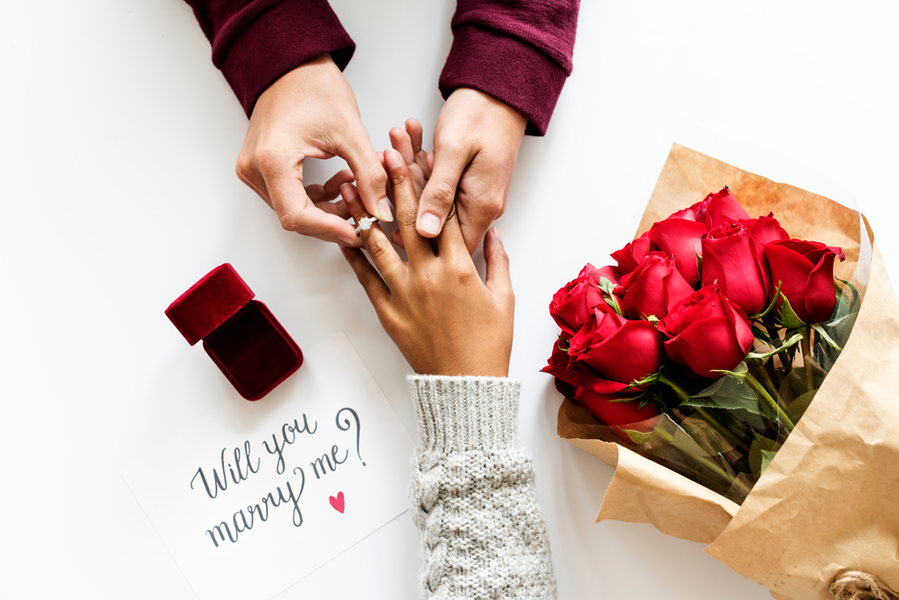 5 Tips On How to Take Classic Engagement Ring Photos